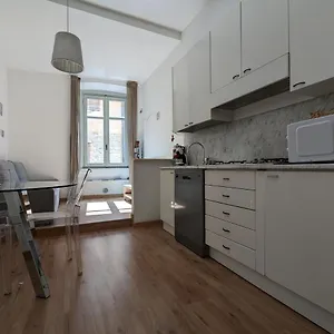 Papavero 69 , Bérgamo Italia
