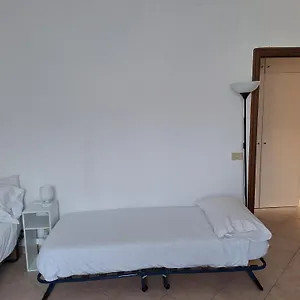 appartamento-stadio-genova-marassi.hotelitalianriviera.com/